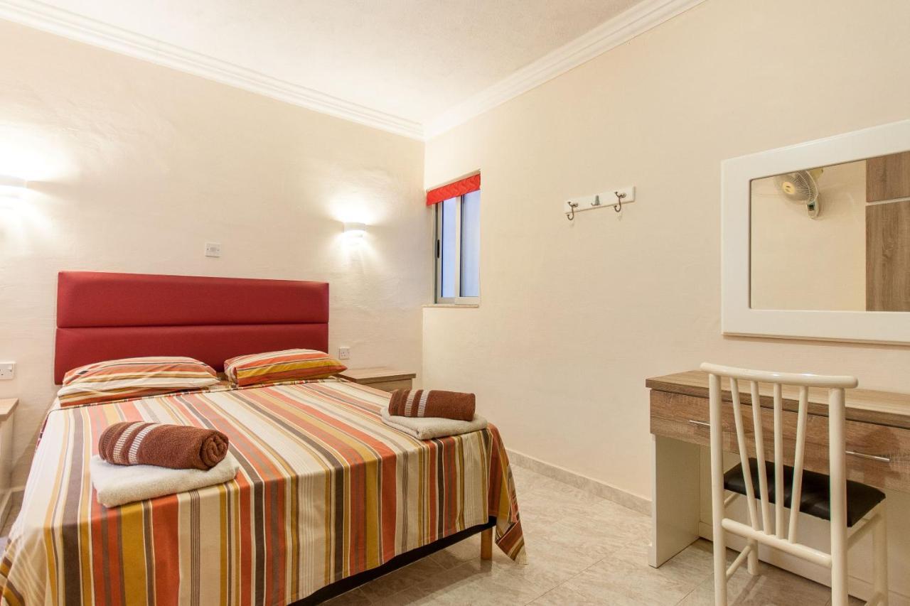 Pool And Sea Merill Apartments - Happy Rentals Mellieha Exterior foto