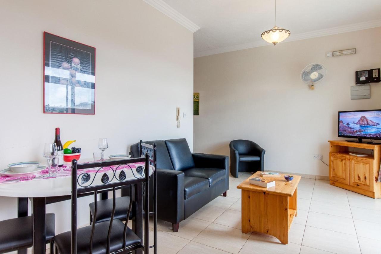Pool And Sea Merill Apartments - Happy Rentals Mellieha Exterior foto