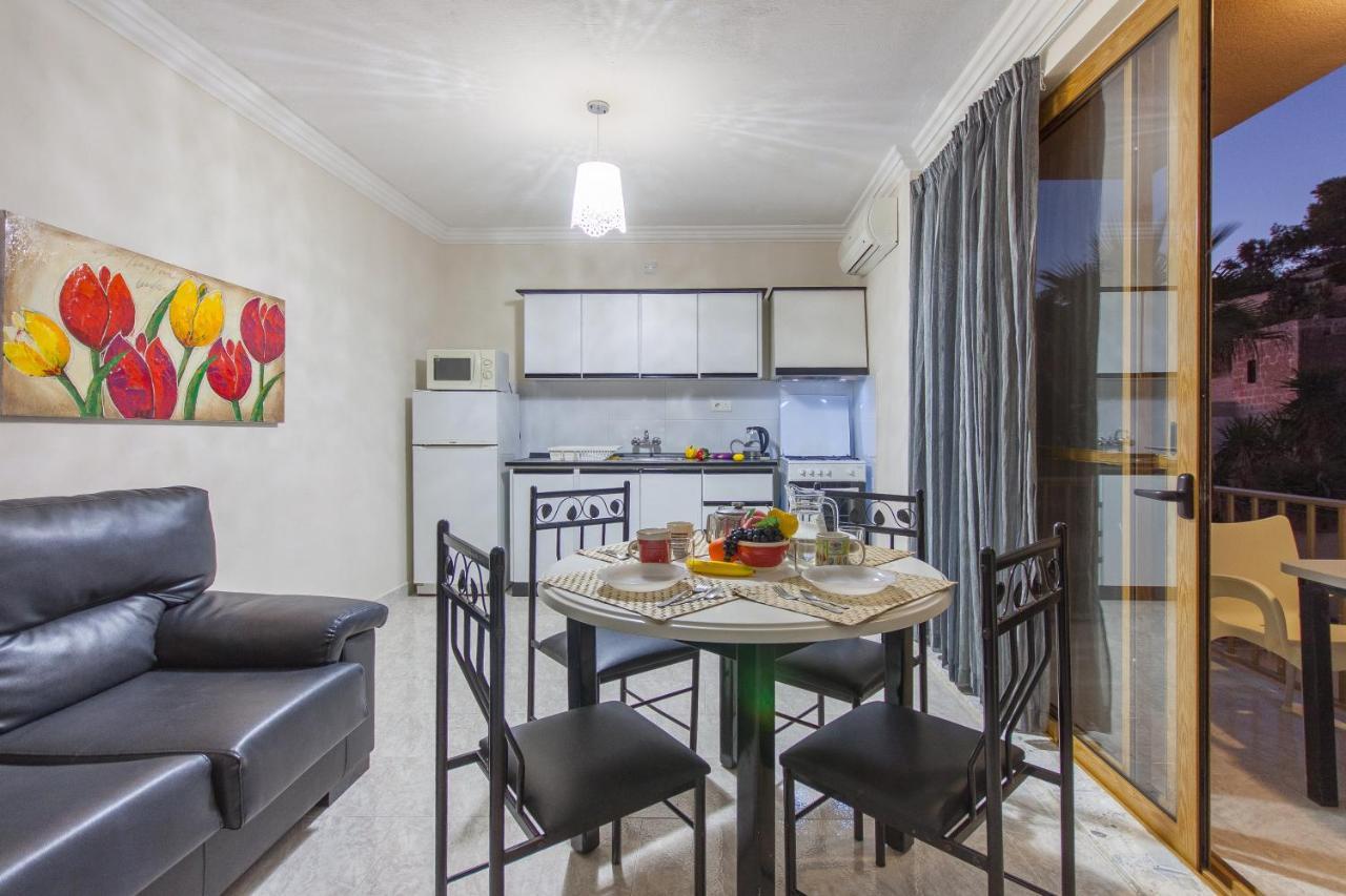 Pool And Sea Merill Apartments - Happy Rentals Mellieha Exterior foto